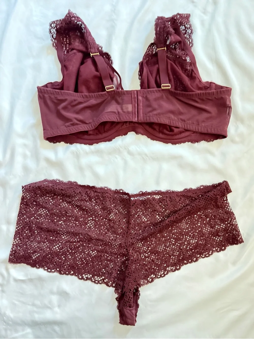 Cacique Burgundy Lace Underwire Bra & Lace Boyshorts Set